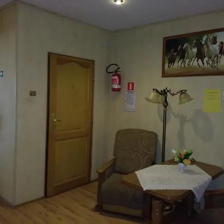 Zagloba Hostel *