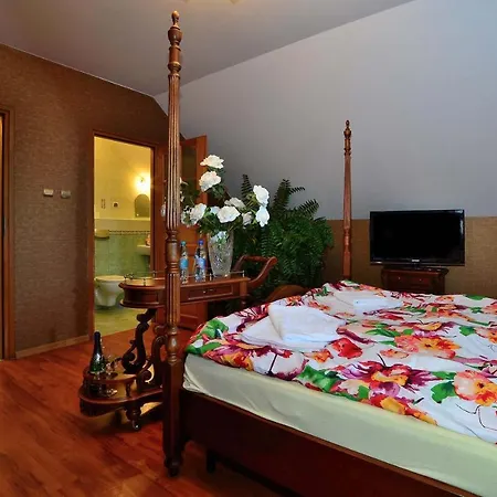 Hostel Zagloba Widoma